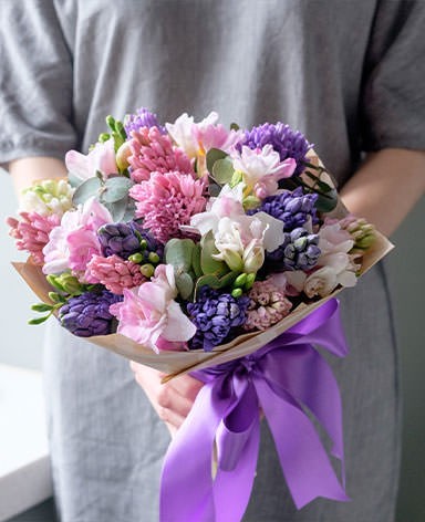 Бесплатная доставка цветов в Суровикино
